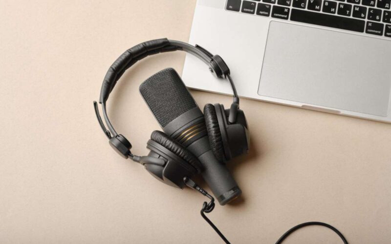 podcast-freepik.jpg